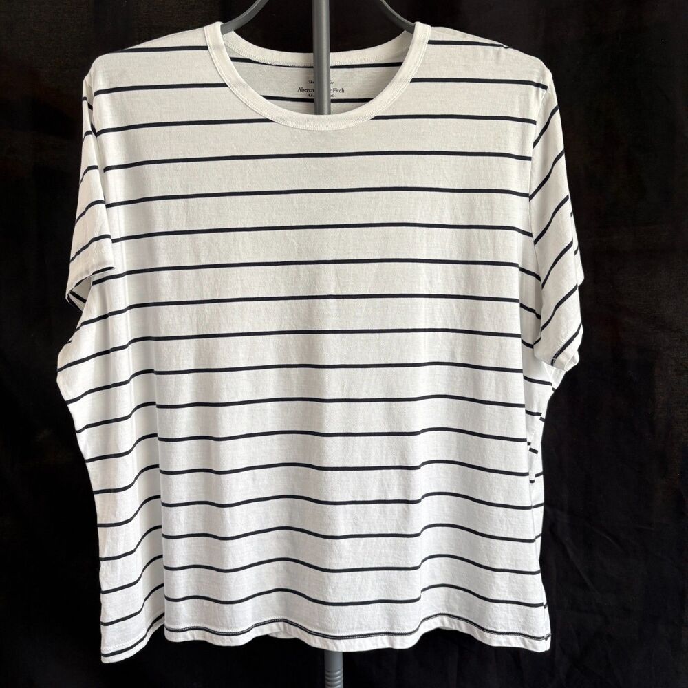 Abercrombie & Fitch A&F Essentials Skimming Tee XXL White Navy Stripe